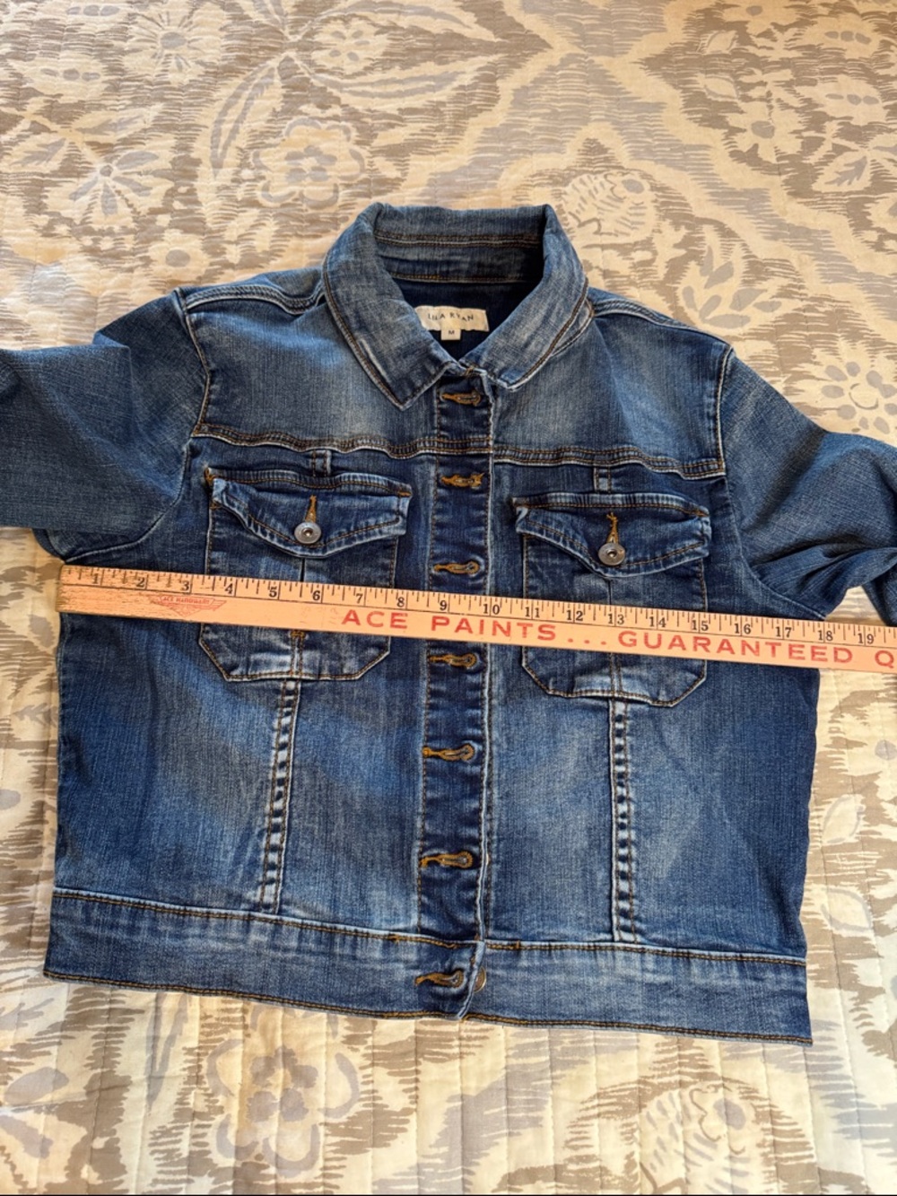LILA RYAN Women's Cropped Denim Jacket; size medium - Picture 8 of 12